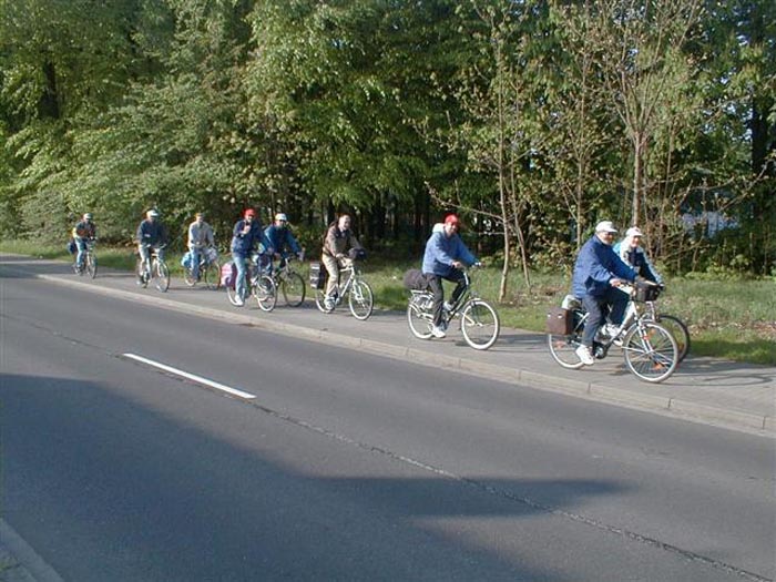 je02004